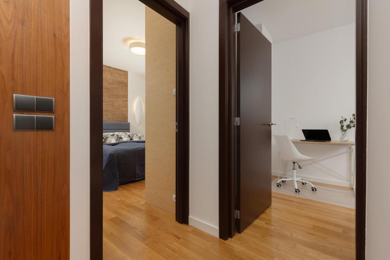 Old Mokotow Spacious Two-Bedroom Apartment By Noclegi Renters Varşova Dış mekan fotoğraf