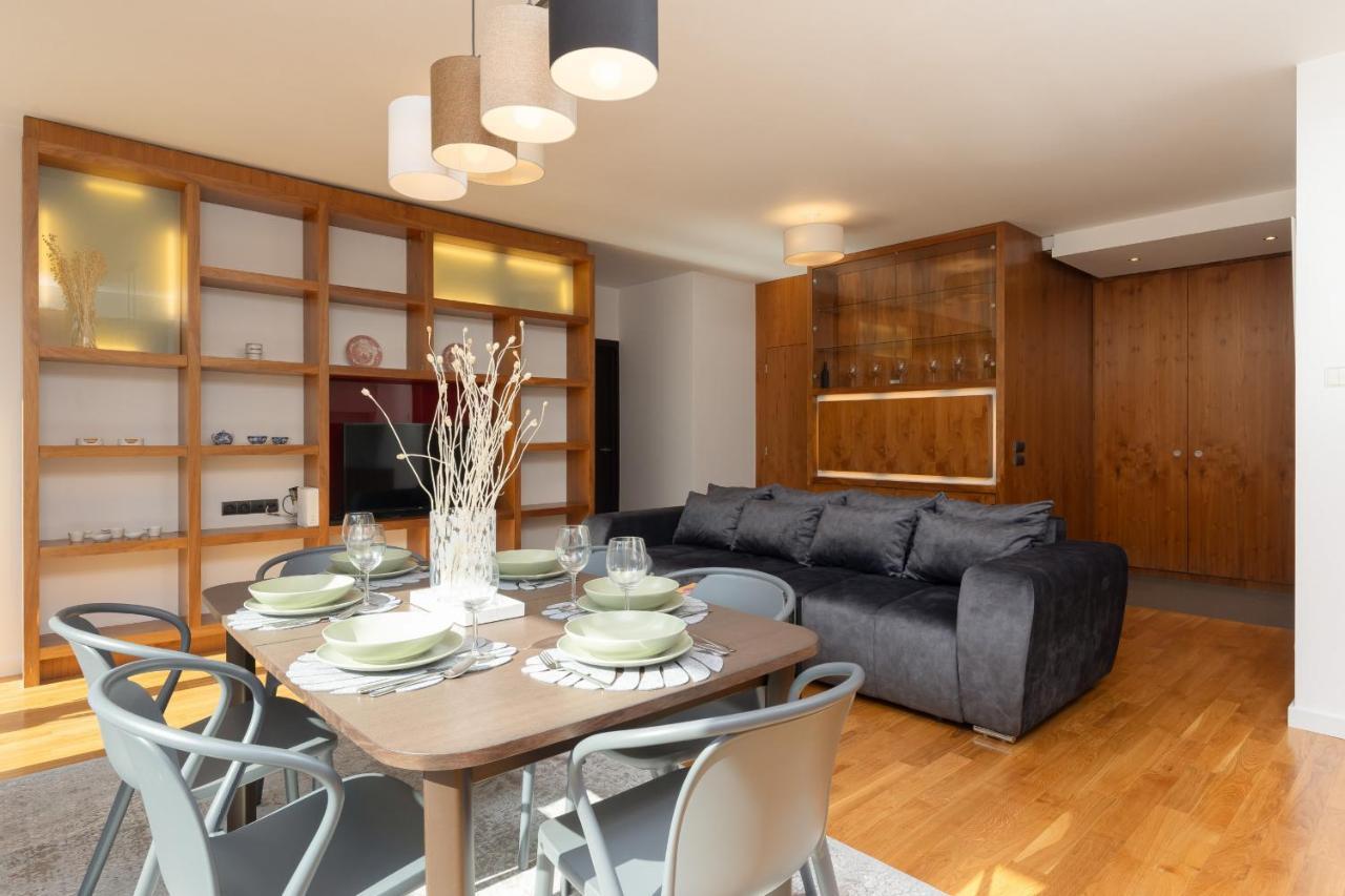 Old Mokotow Spacious Two-Bedroom Apartment By Noclegi Renters Varşova Dış mekan fotoğraf