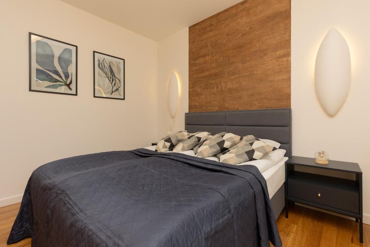 Old Mokotow Spacious Two-Bedroom Apartment By Noclegi Renters Varşova Dış mekan fotoğraf