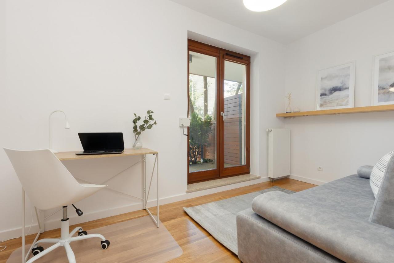 Old Mokotow Spacious Two-Bedroom Apartment By Noclegi Renters Varşova Dış mekan fotoğraf