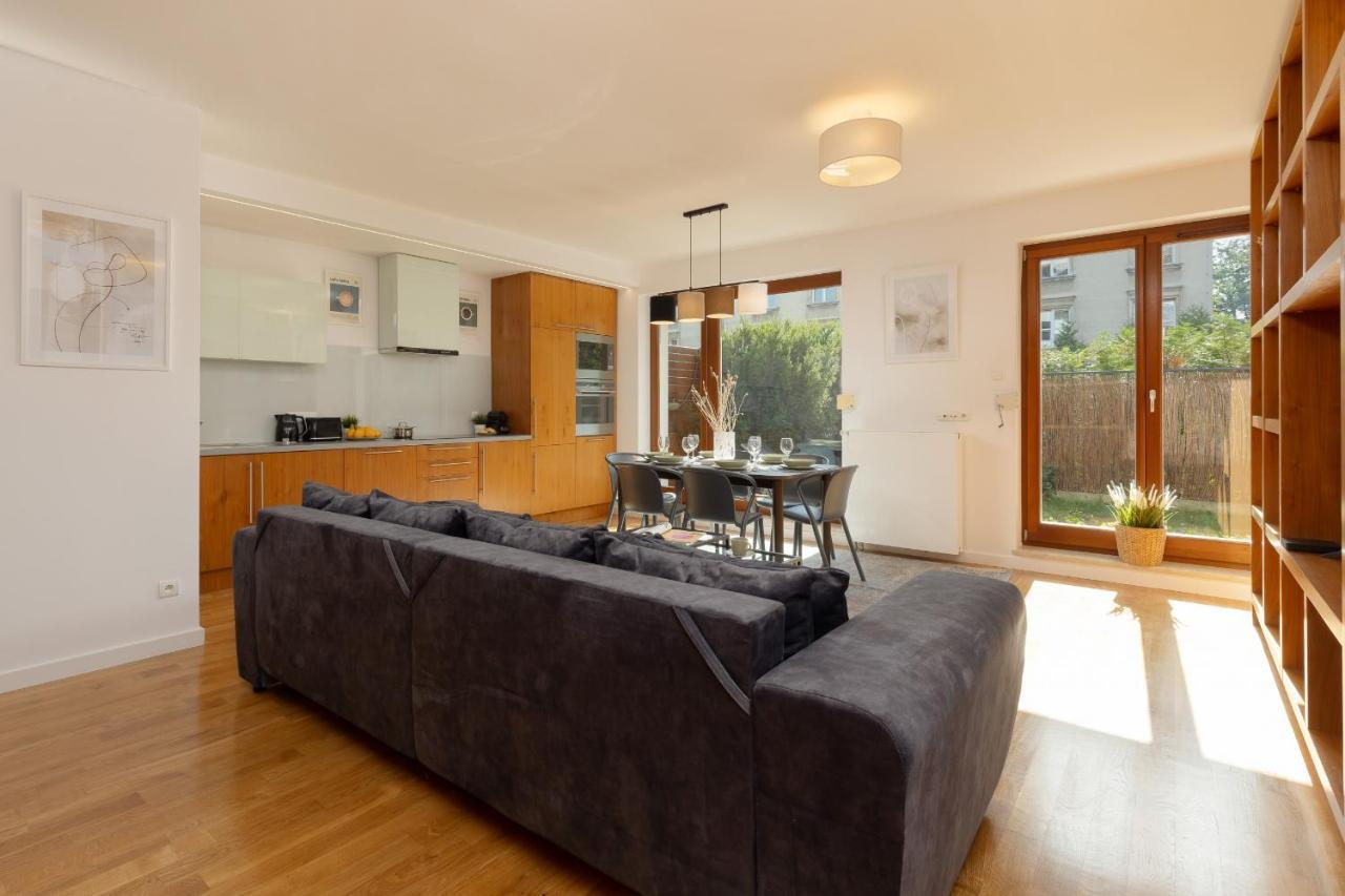 Old Mokotow Spacious Two-Bedroom Apartment By Noclegi Renters Varşova Dış mekan fotoğraf